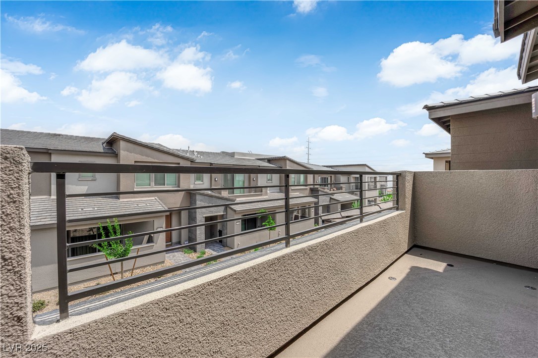 11398 Crimson Ledge Avenue