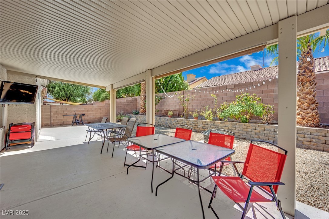 1921 Donnington Court