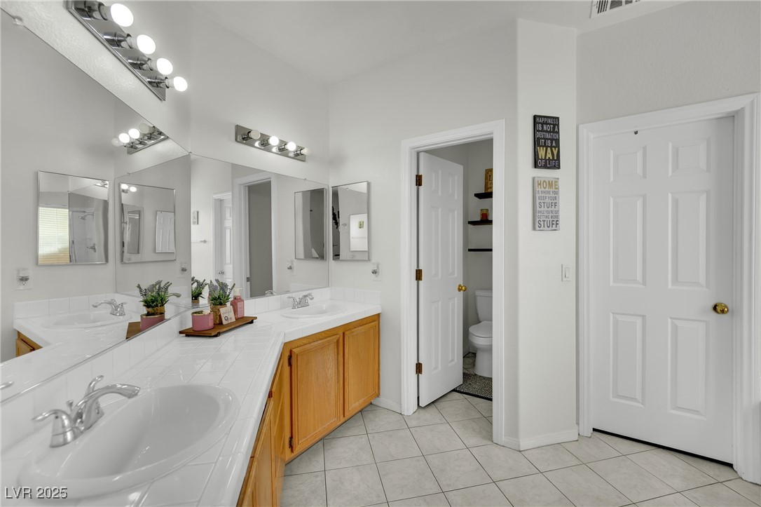 1921 Donnington Court