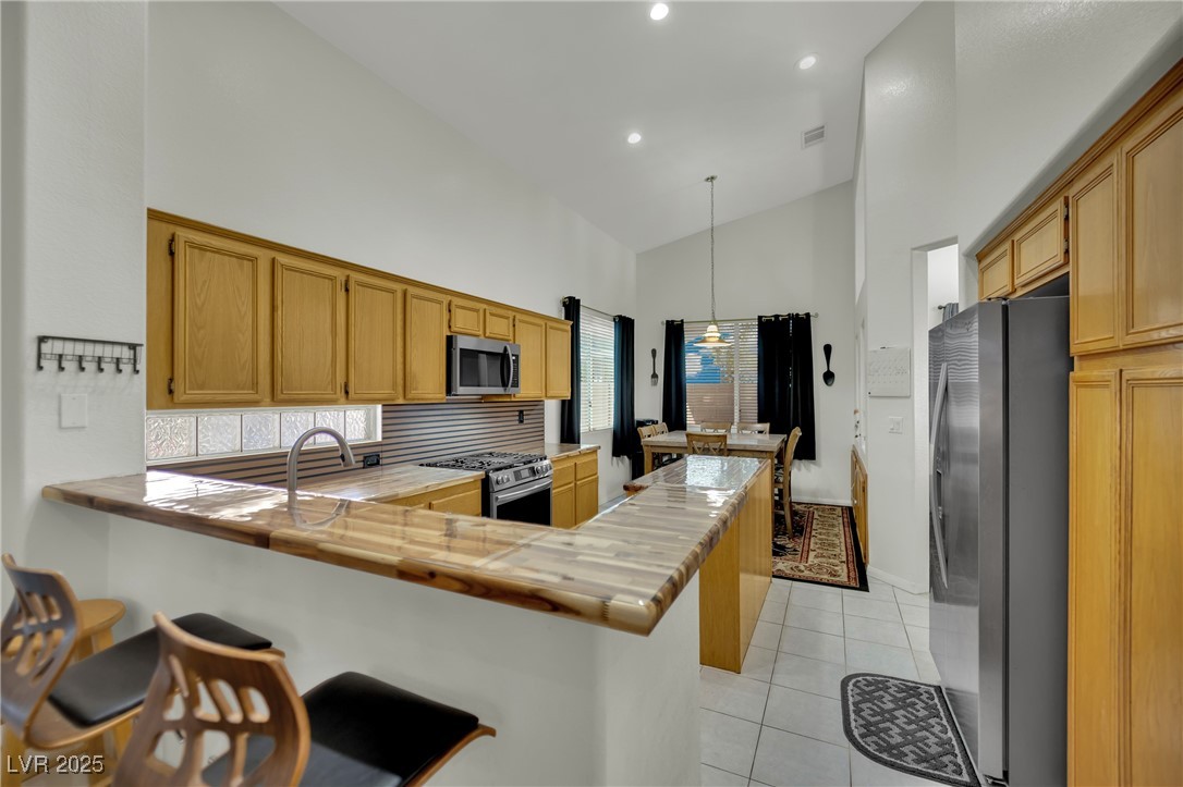 1921 Donnington Court