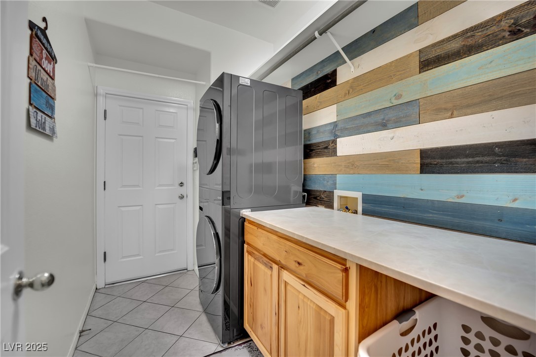 1921 Donnington Court