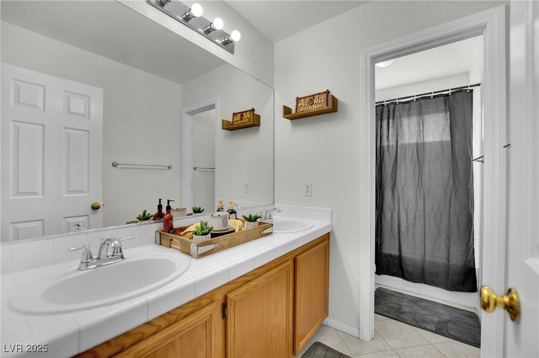 1921 Donnington Court