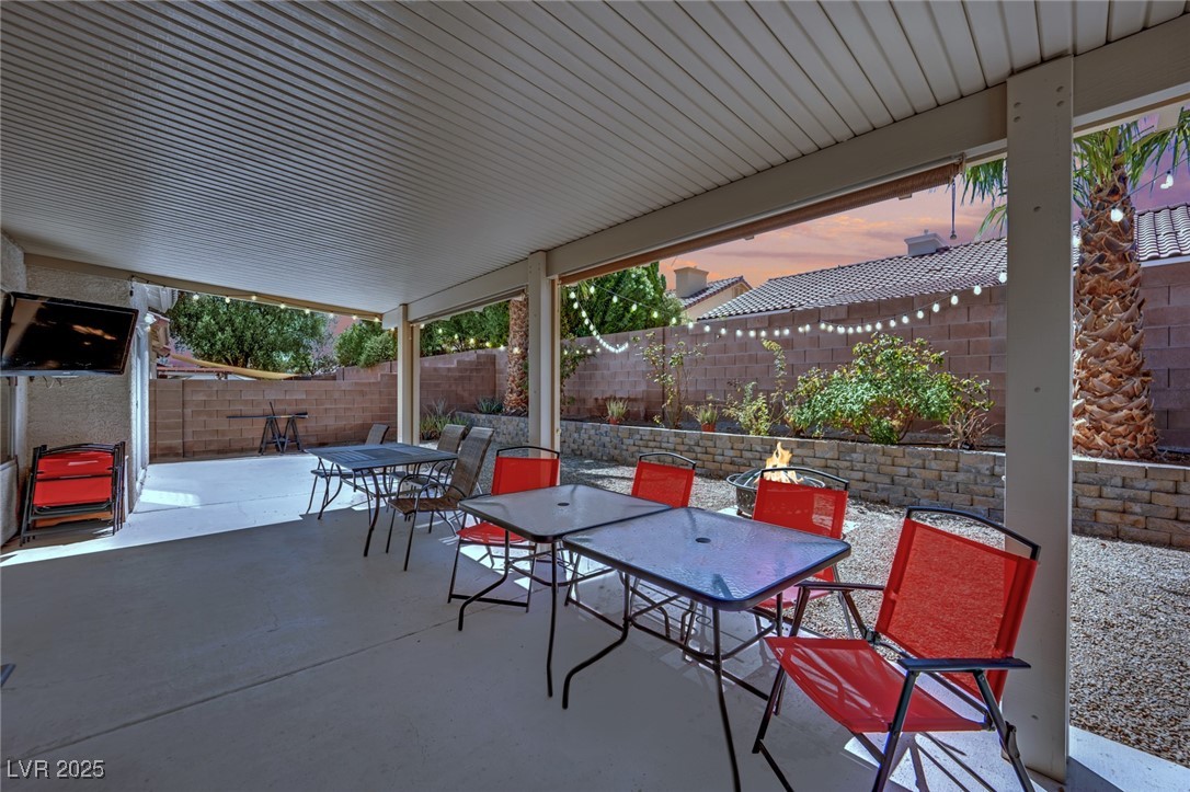 1921 Donnington Court