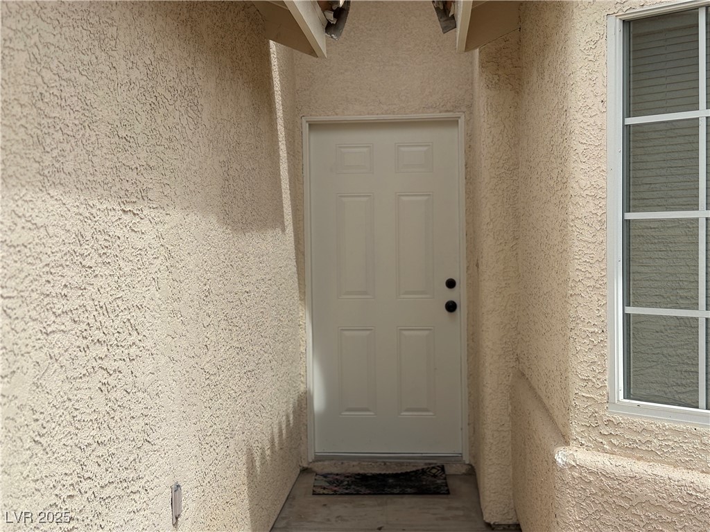 1014 Emerald Stone Avenue