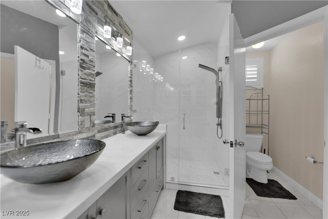 8940 Sandy Slate Way