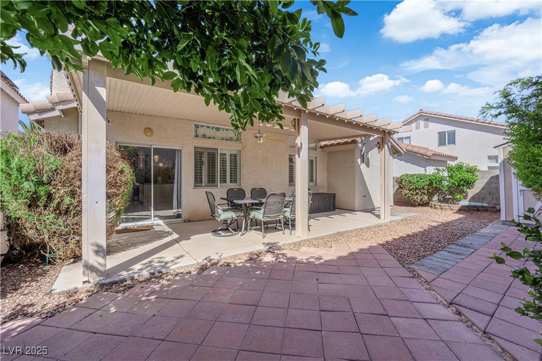 8940 Sandy Slate Way