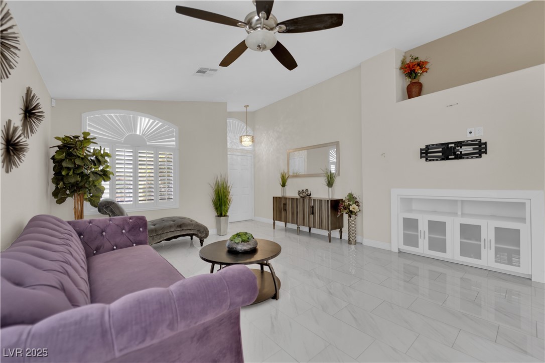 8940 Sandy Slate Way