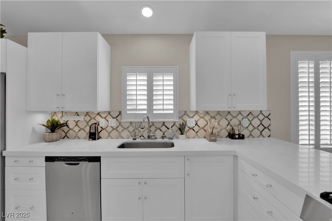 8940 Sandy Slate Way