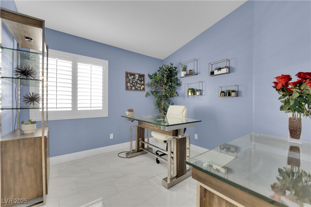 8940 Sandy Slate Way