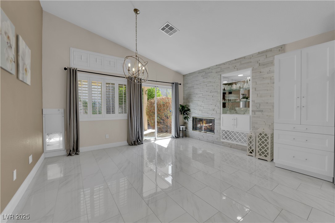 8940 Sandy Slate Way