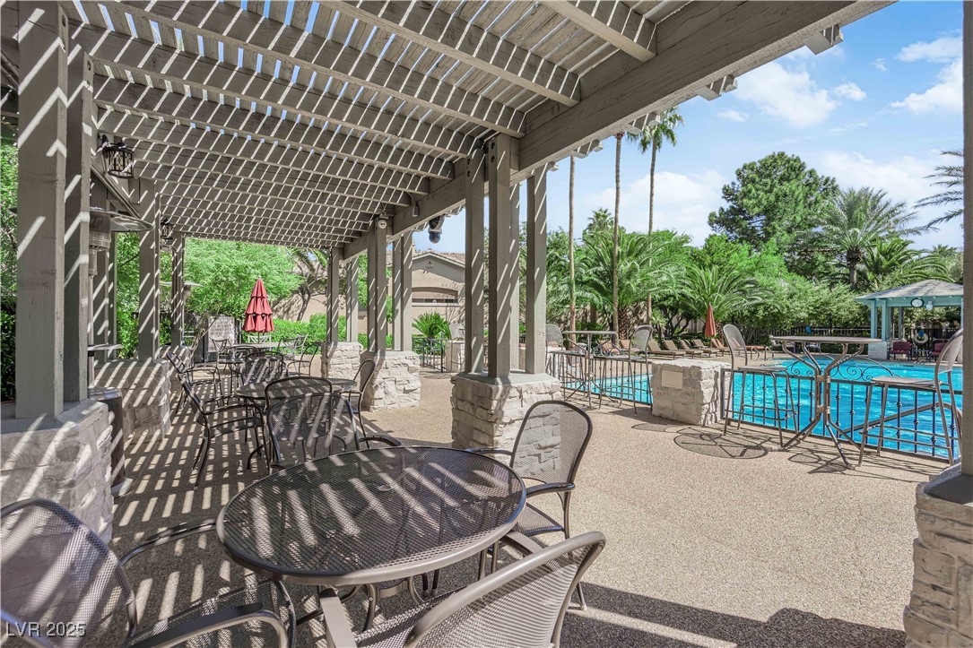 1605 Crimson Hills Drive 204