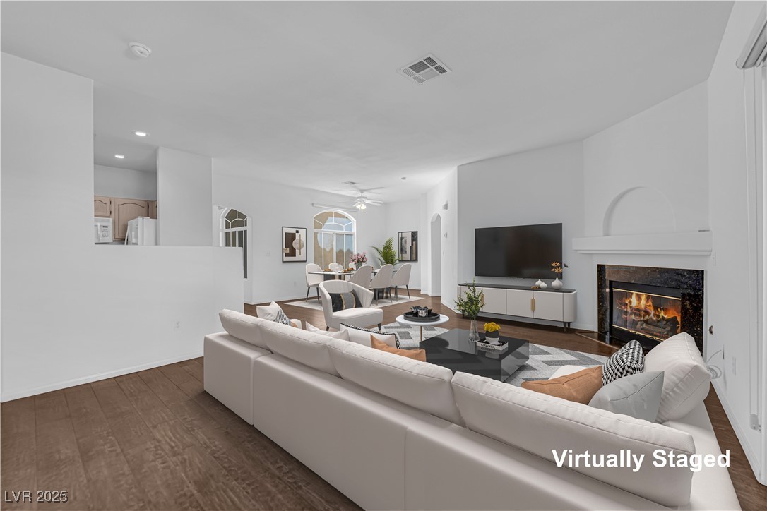 1605 Crimson Hills Drive 204