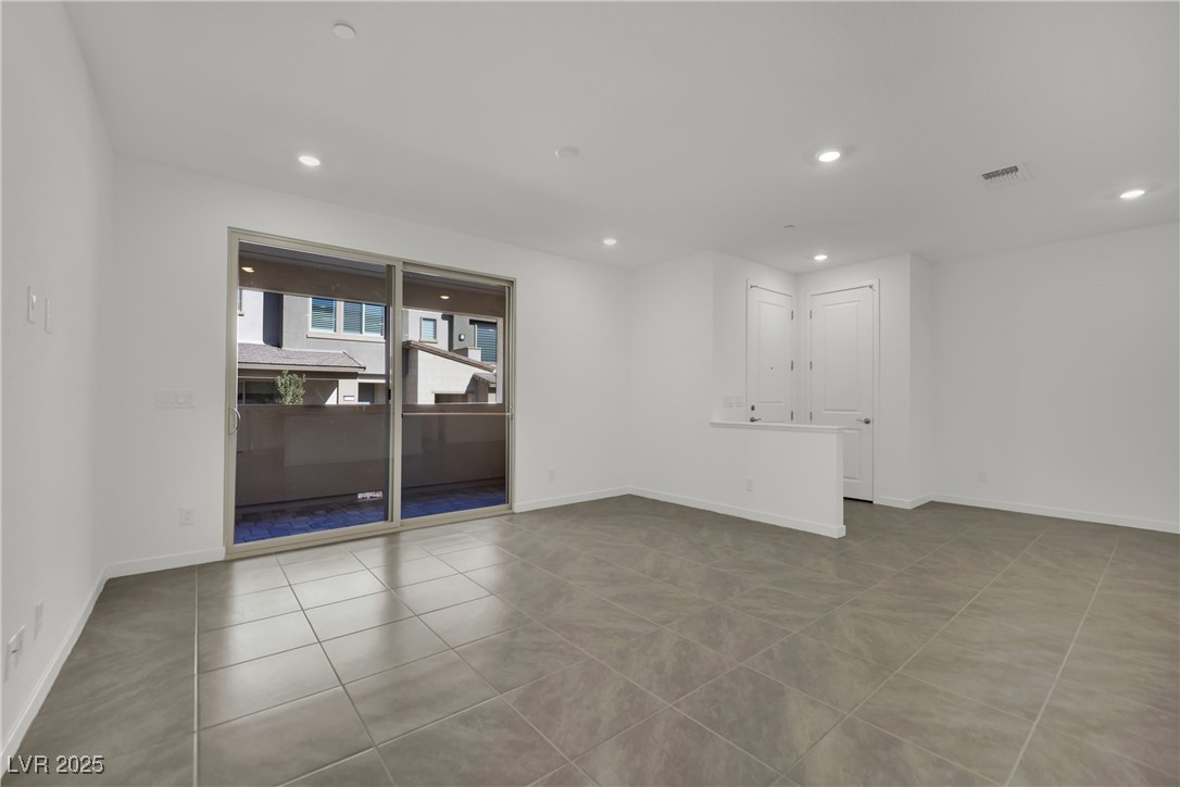 11454 Crimson Ledge Avenue