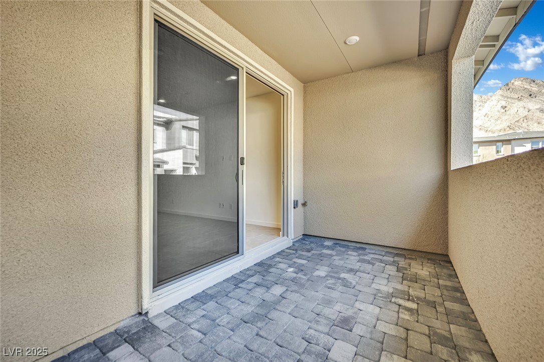 11454 Crimson Ledge Avenue