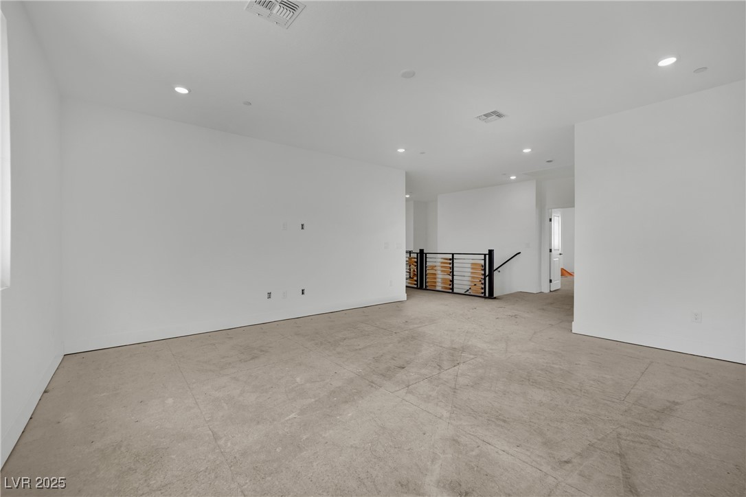 7121 Painted Skyline Street