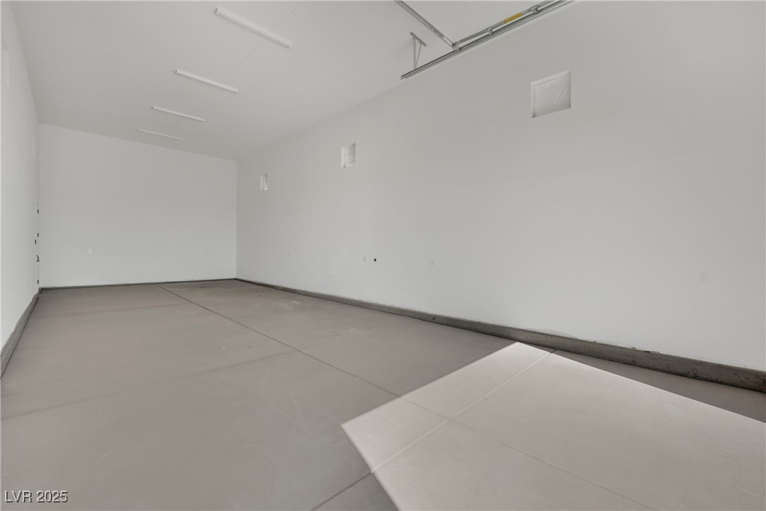 7121 Painted Skyline Street