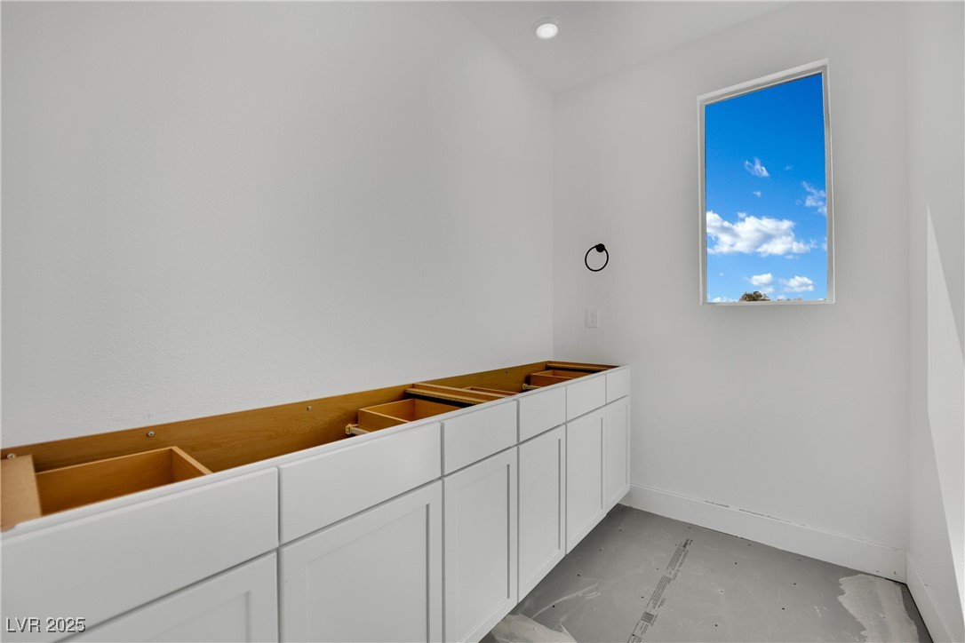 7121 Painted Skyline Street