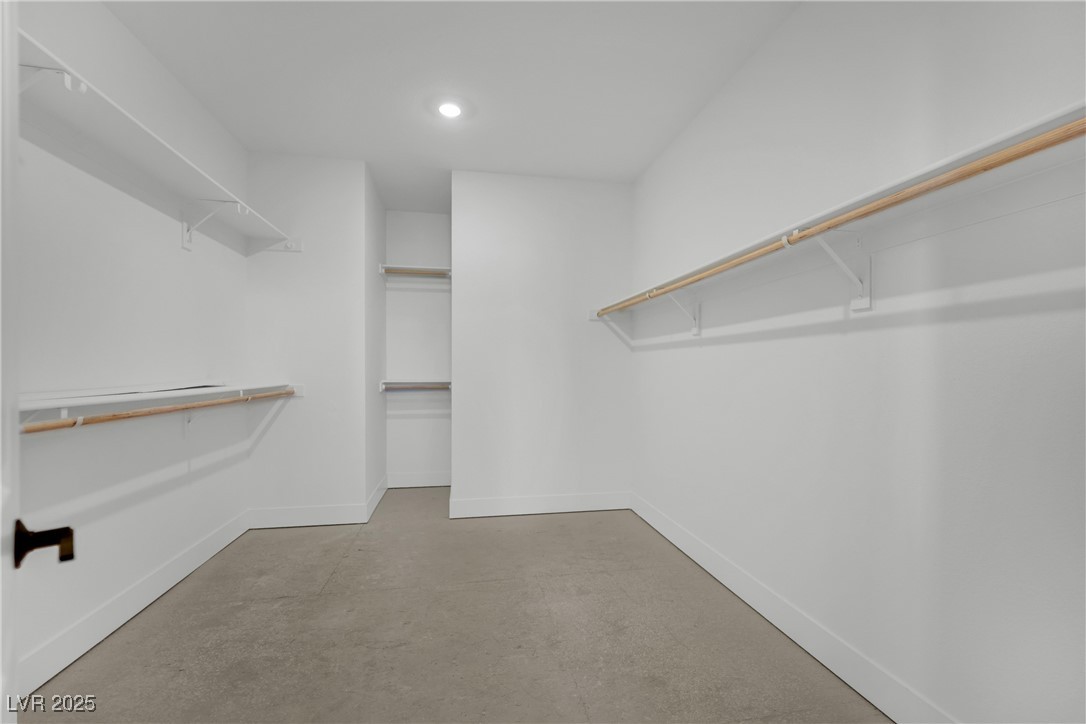 7121 Painted Skyline Street