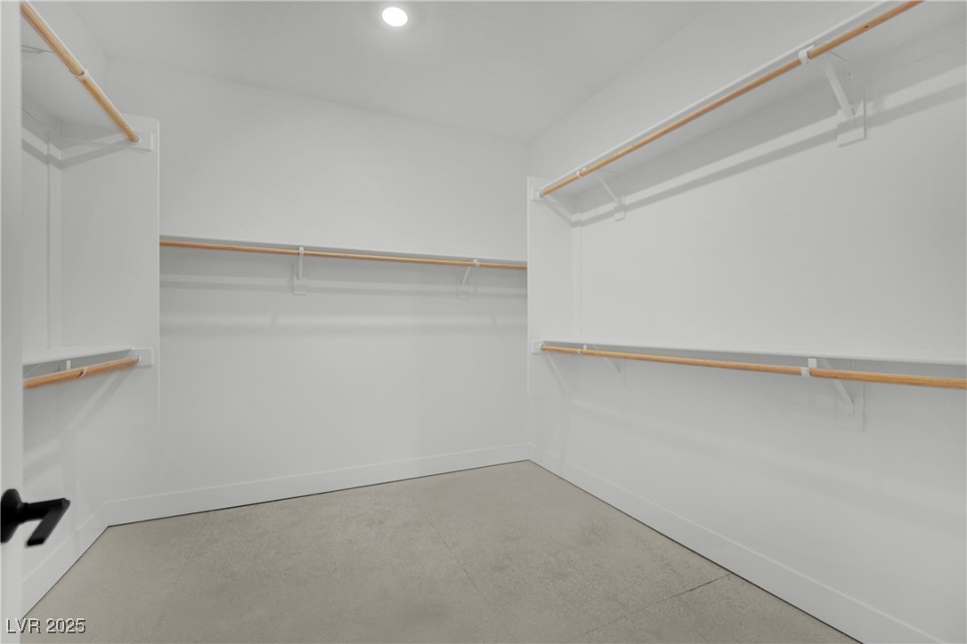 7121 Painted Skyline Street