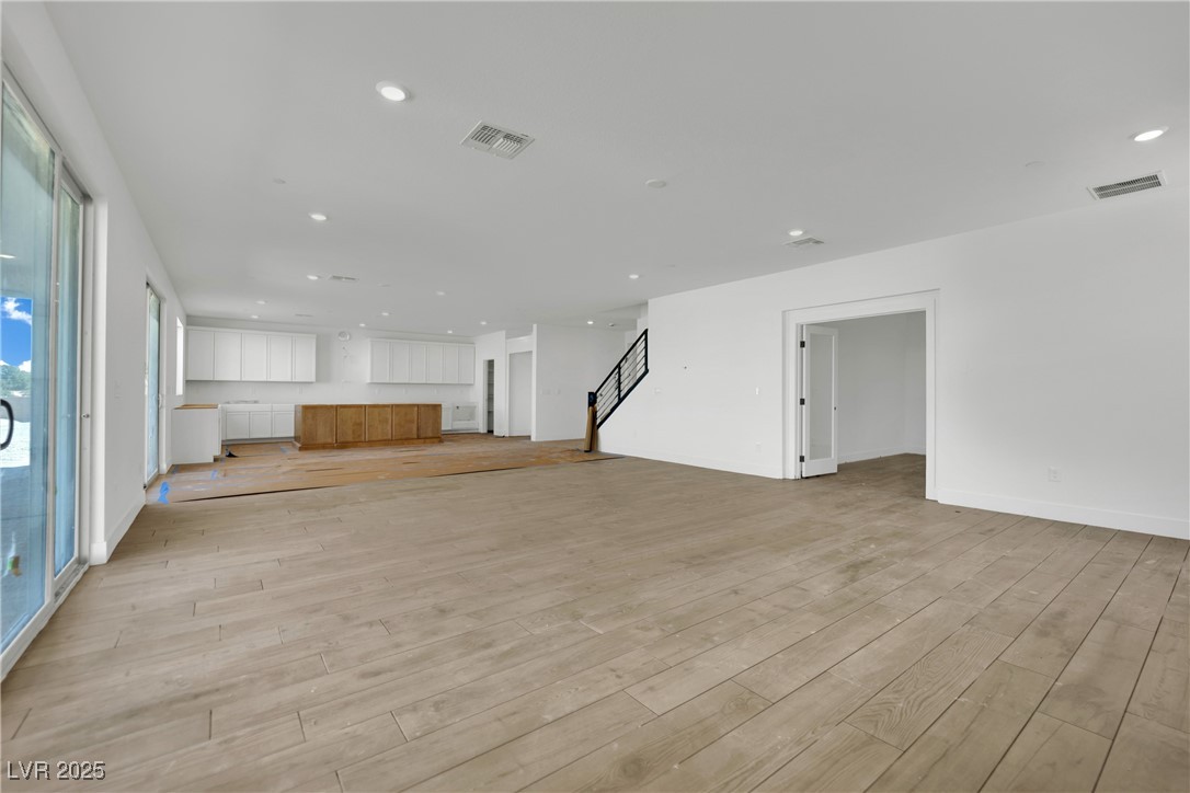 7118 Painted Skyline Street