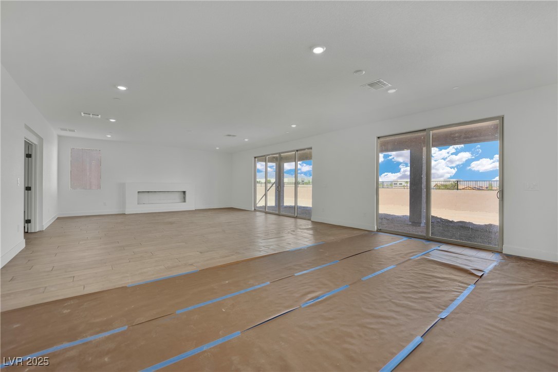 7118 Painted Skyline Street