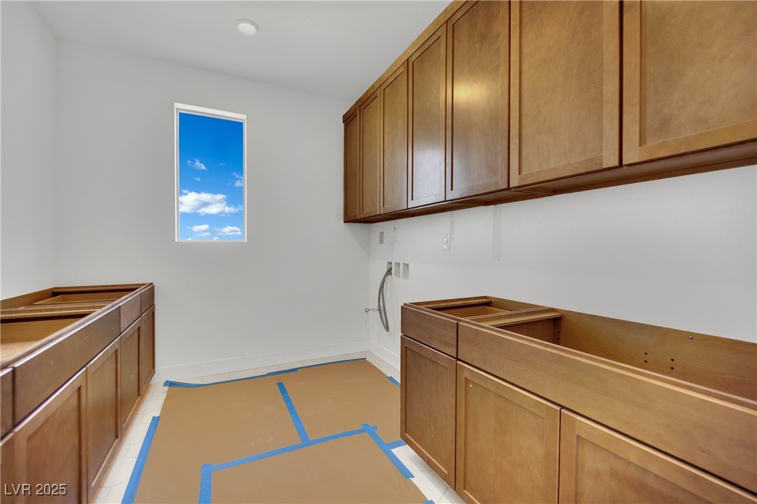 7118 Painted Skyline Street