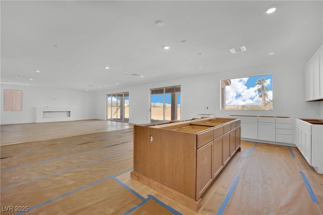 7118 Painted Skyline Street