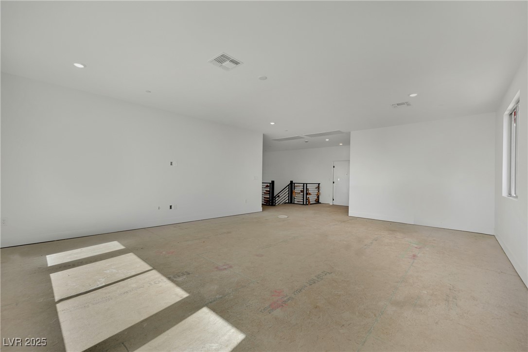 7118 Painted Skyline Street