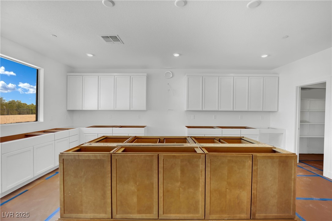 7118 Painted Skyline Street