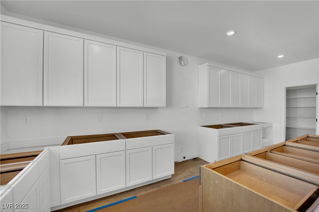 7118 Painted Skyline Street