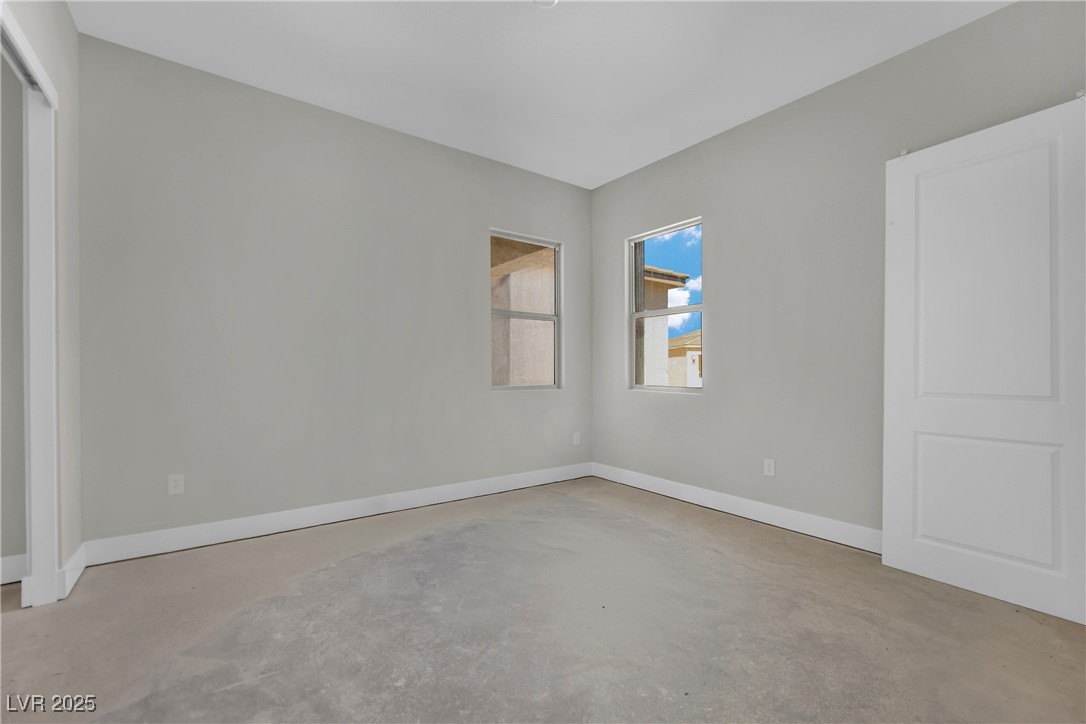 4835 Blushing Dawn Avenue