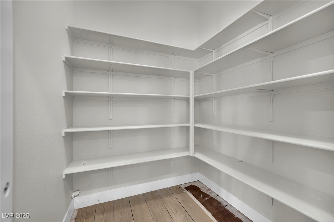 4835 Blushing Dawn Avenue