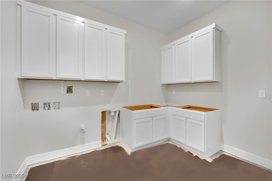 4835 Blushing Dawn Avenue