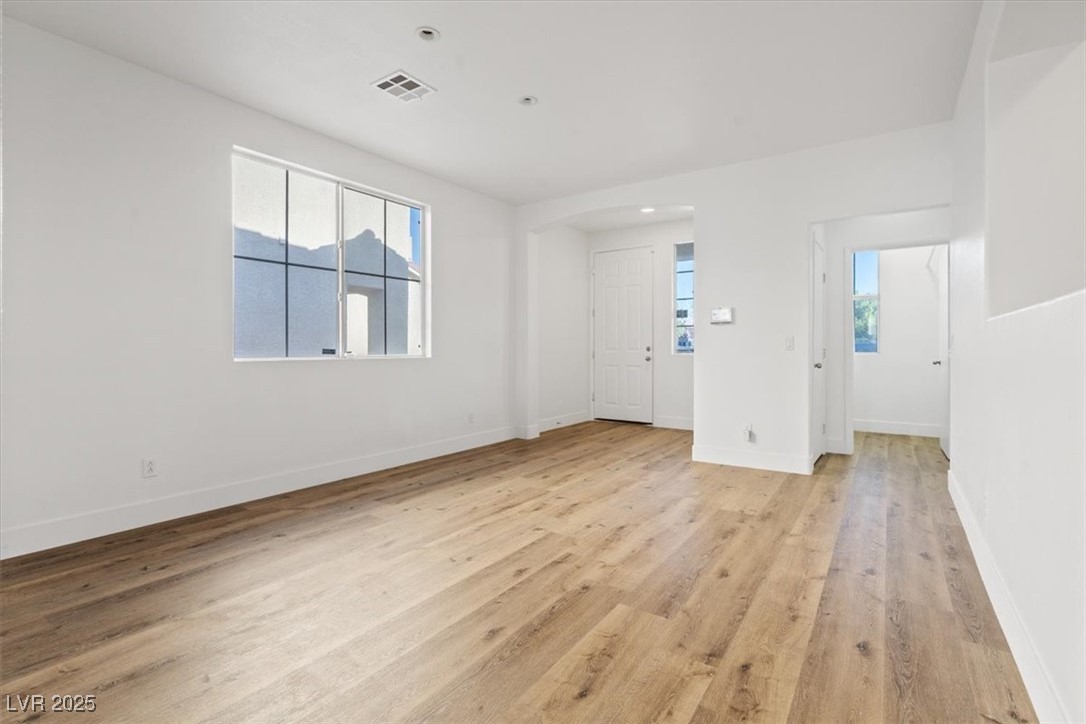 1902 Giant Pine Avenue