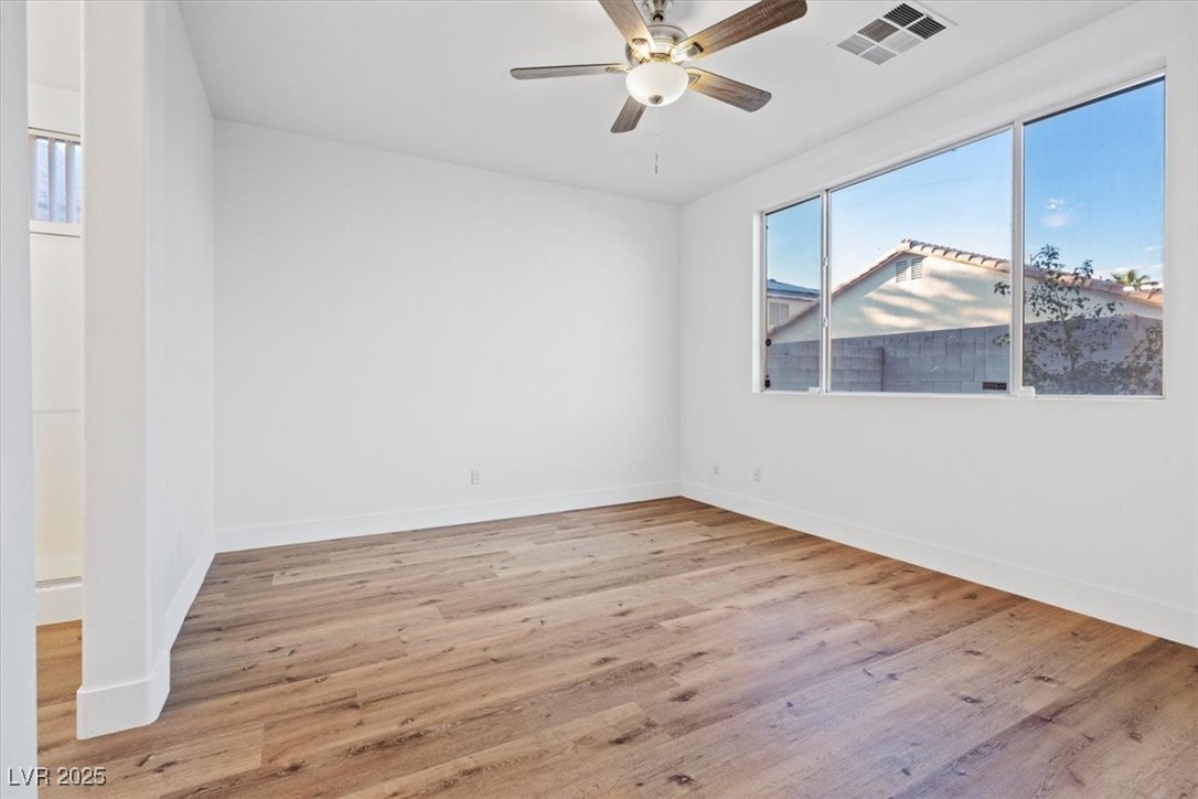 1902 Giant Pine Avenue