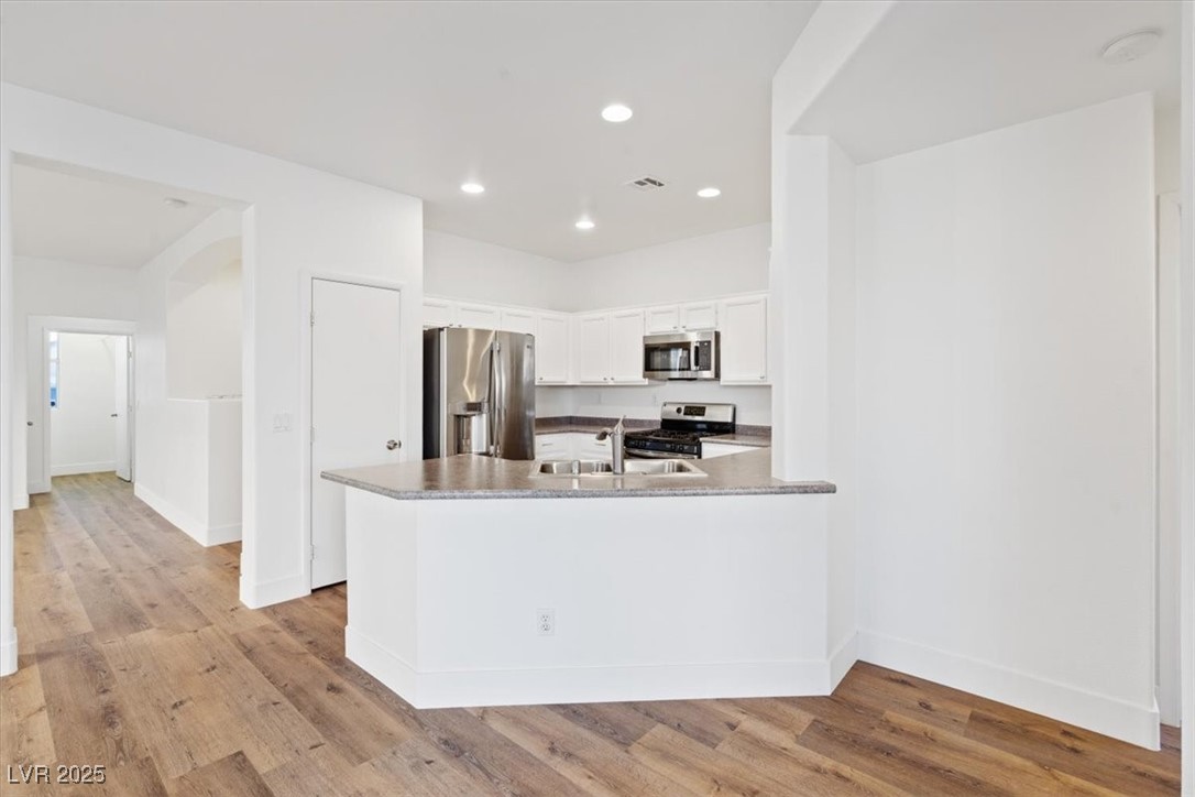 1902 Giant Pine Avenue