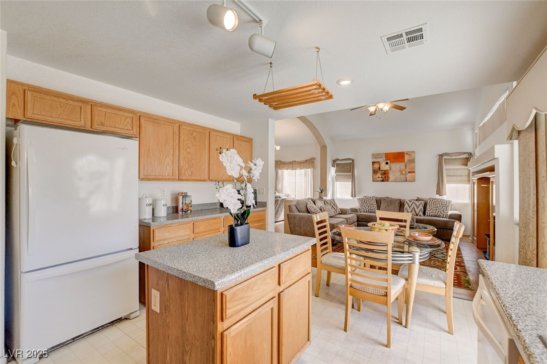 6139 Highland Gardens Drive
