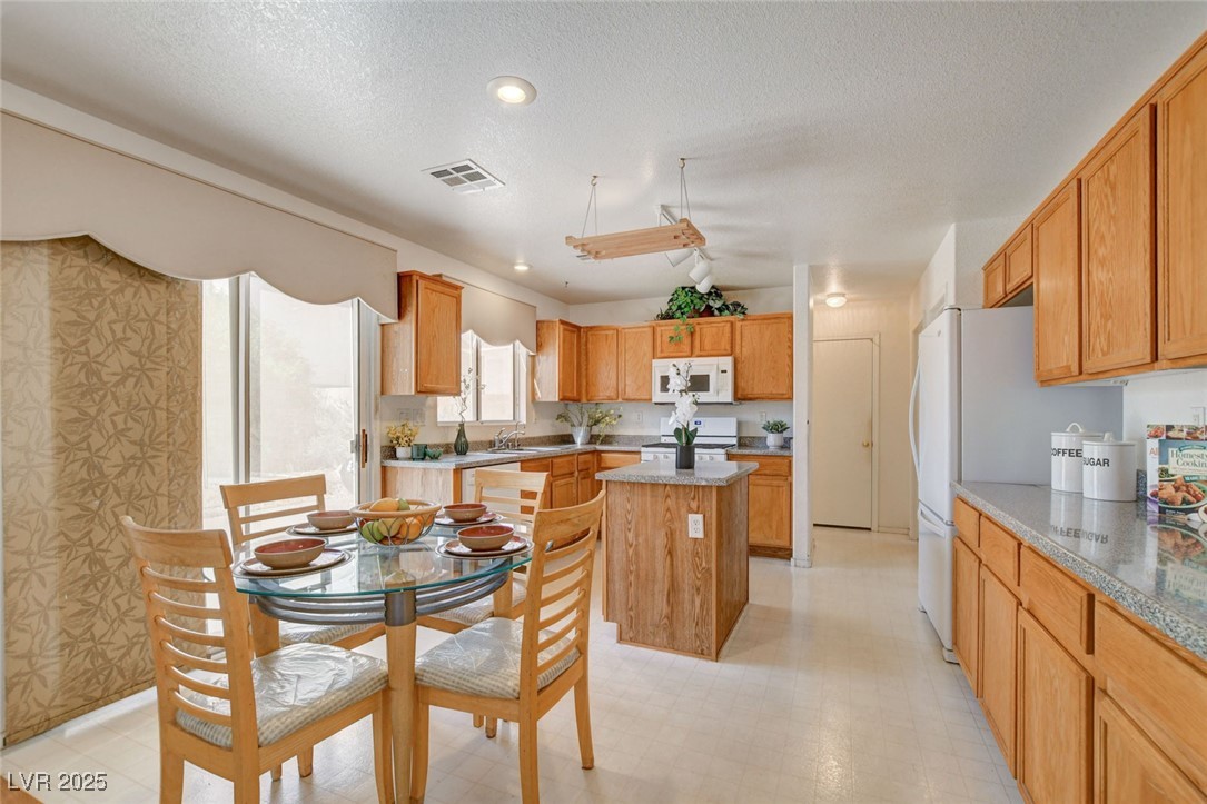 6139 Highland Gardens Drive