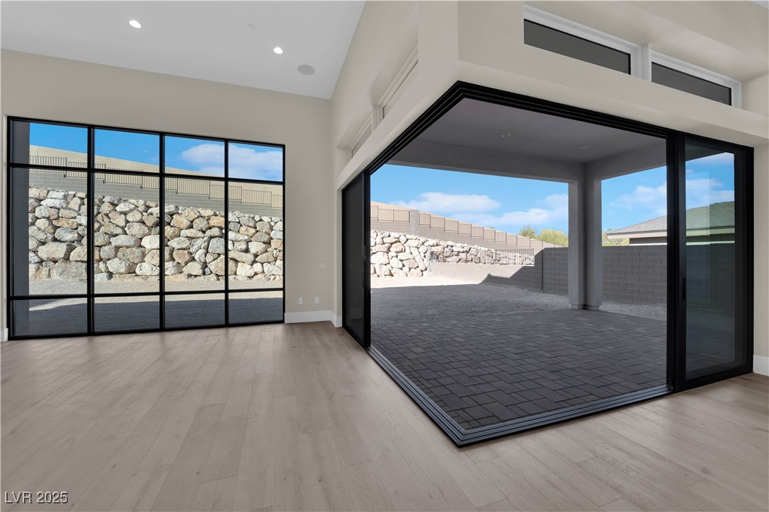 10972 Horizon Ledge Avenue