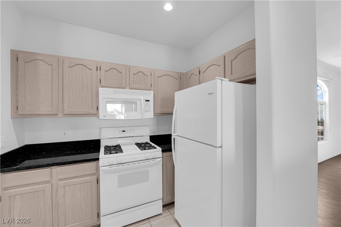 1605 Crimson Hills Drive 204