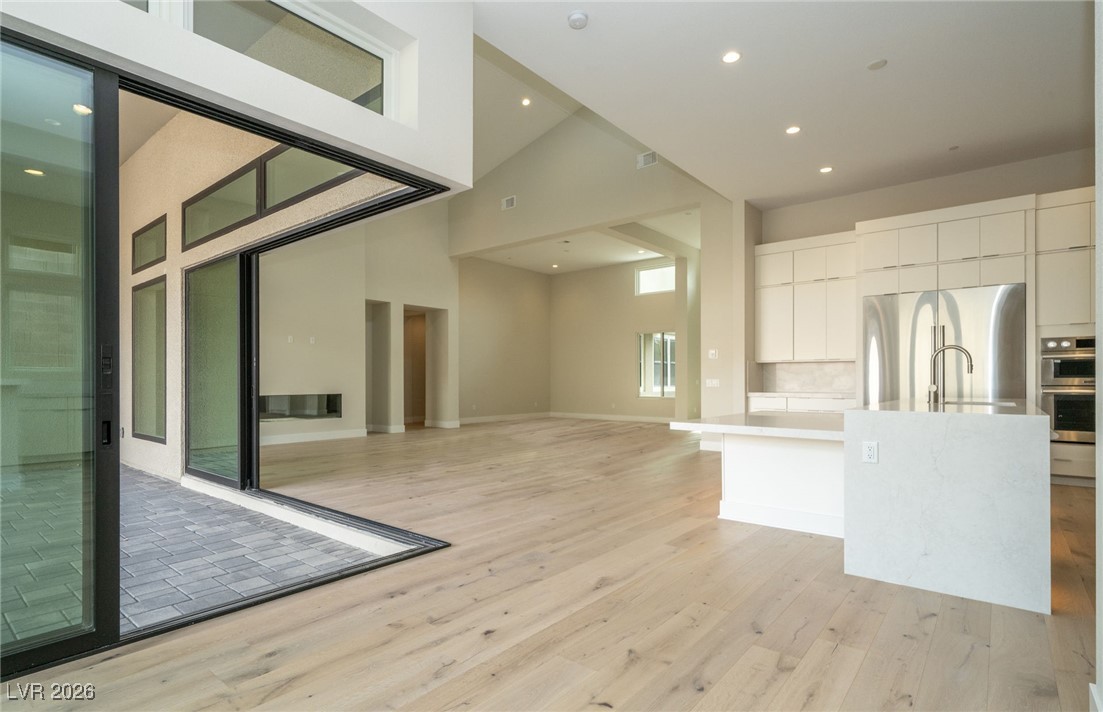 10958 Horizon Ledge Avenue