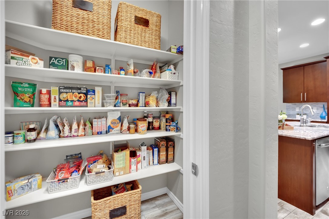 748 Big Meadow Street