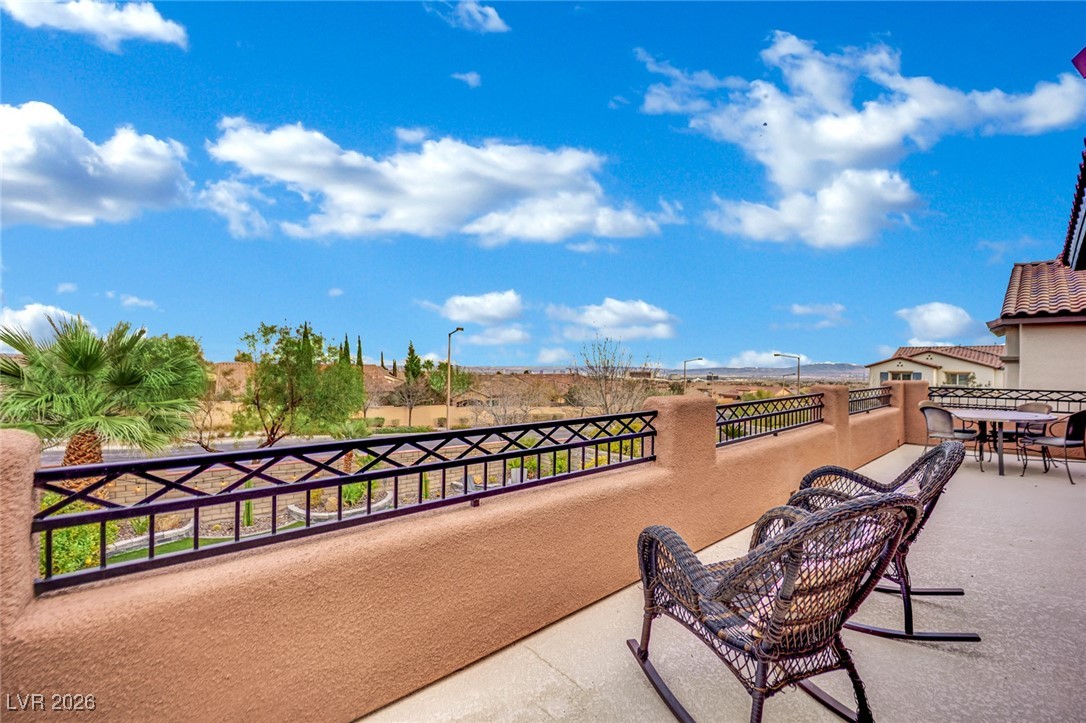 748 Big Meadow Street