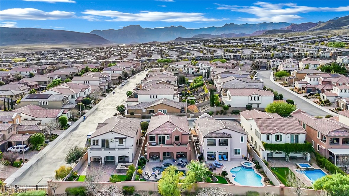 748 Big Meadow Street