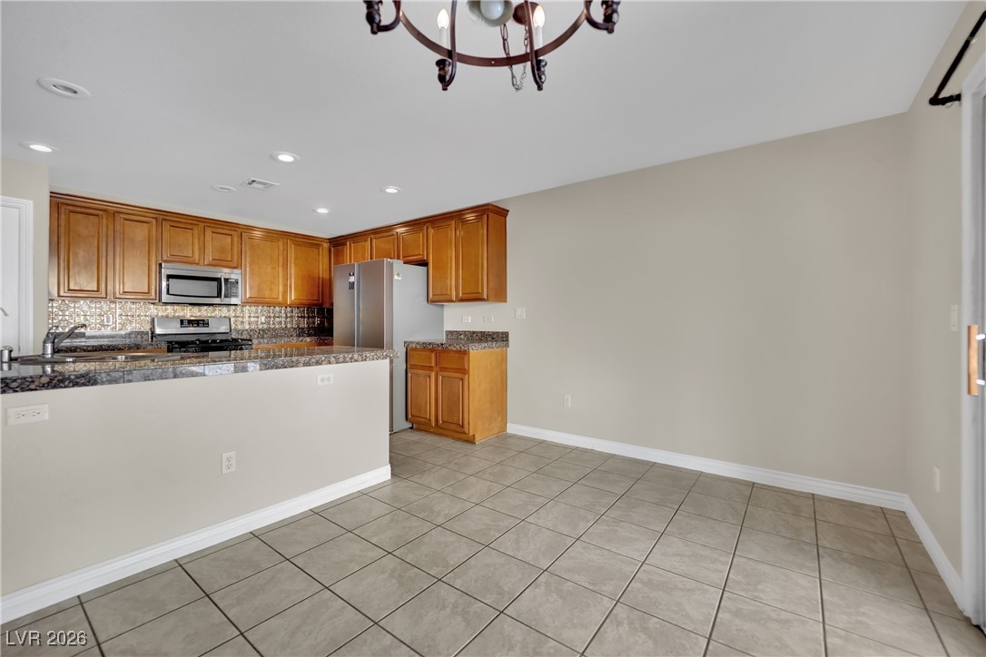 7912 Meandering Light Avenue