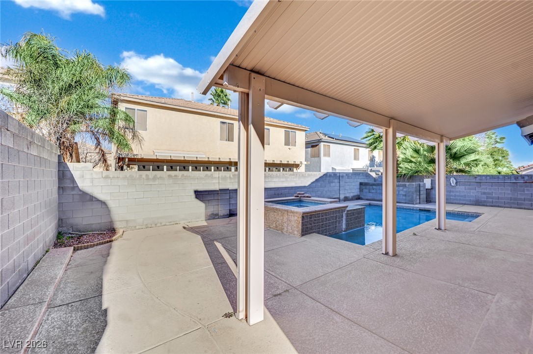 7912 Meandering Light Avenue