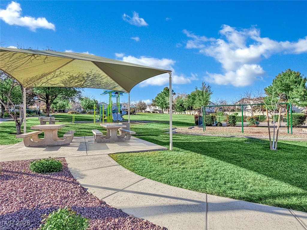 7912 Meandering Light Avenue