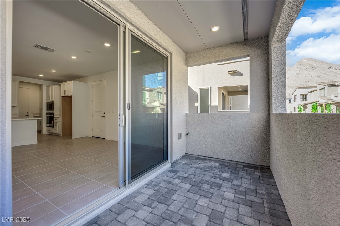 11442 Crimson Ledge Avenue