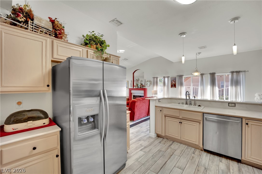 2808 Tumble Creek Court