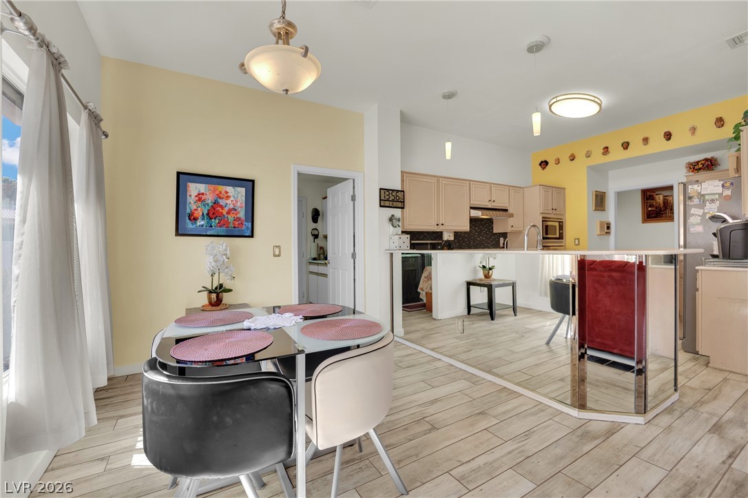 2808 Tumble Creek Court